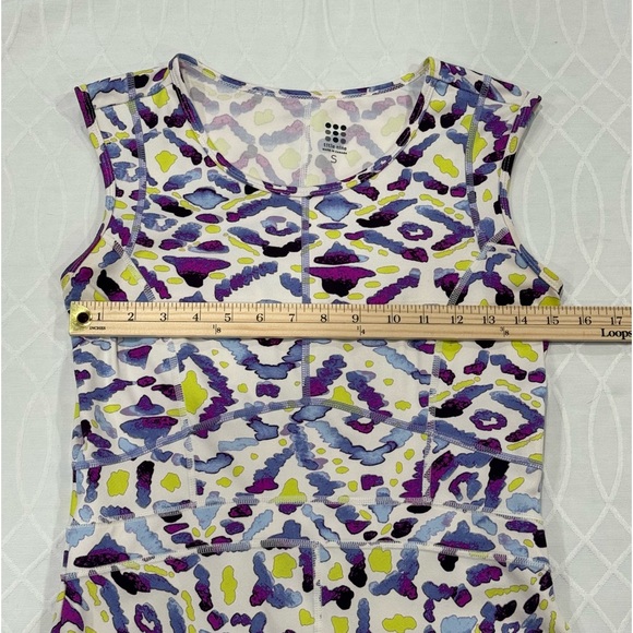 Title Nine Dream Athletic Dress White
Purple Watercolor Geometric Print Size S - Picture 5 of 9